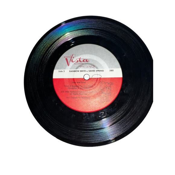 Rainbow Brite Saves Spring  24 page read along book and 45 record vintage 1984 - Picture 4 of 5